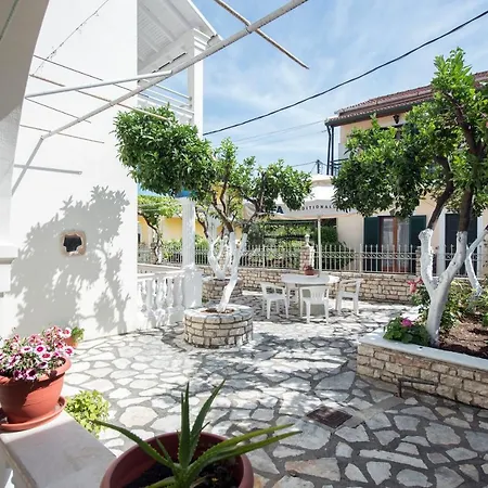 The Orange Garden Daire Kassiopi Dış mekan fotoğraf